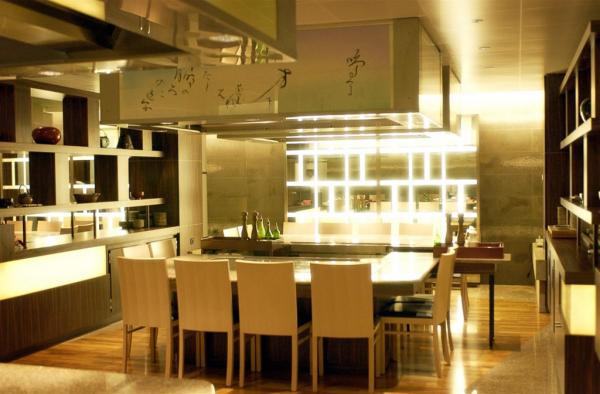 Le Sazanka, restaurant de teppanyaki signature des Okura à travers le monde | © Hotel Okura Amsterdam