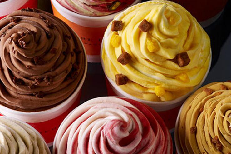 Où manger les meilleures glaces cet été - Le Bar Glacier de Pierre Hermé sur la terrasse du Monceau Raffles