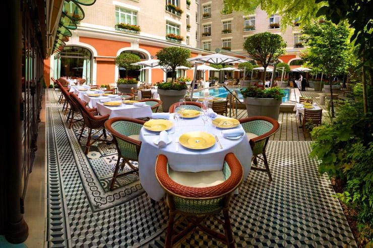 20 terrasses estivales incontournables - La terrasse du Royal Monceau