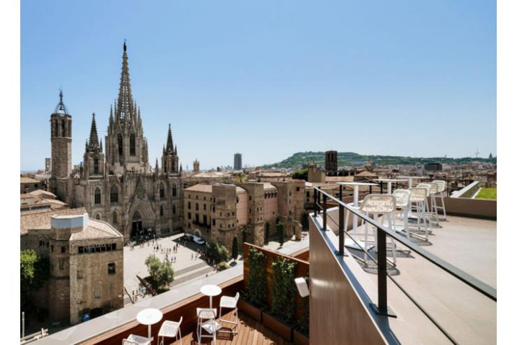 Top rooftop Barcelone — Terrasse panoramique de l’Hotel Colón
