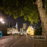 Atmosphère magique la nuit à Gand grâce des éclairages parfaitement maîtrisés © VisitGent