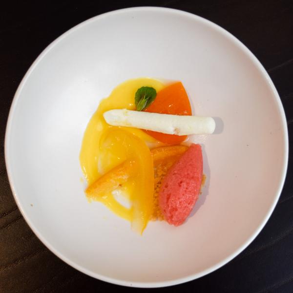Agrumes confits, crème citron, safran, sorbet orange sanguine © Yonder.fr