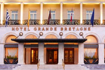 La façade de l’hôtel Grande Bretagne sur Syntagma... | © Starwood 