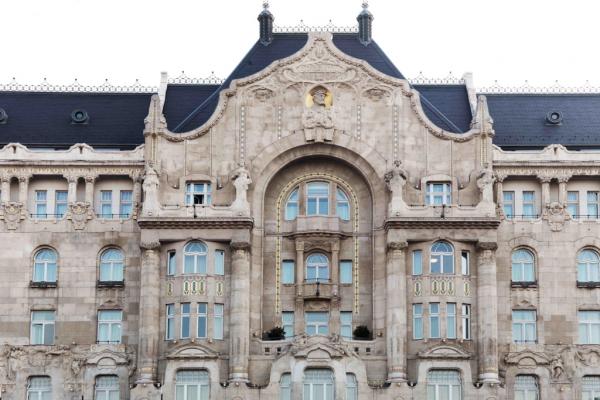 La façade de l'hôtel © Four Seasons Hotels and Resorts