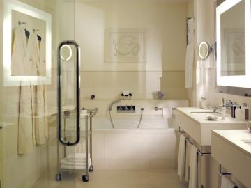 Salle de bain d'une suite Classic | © Rocco Forte Hotels